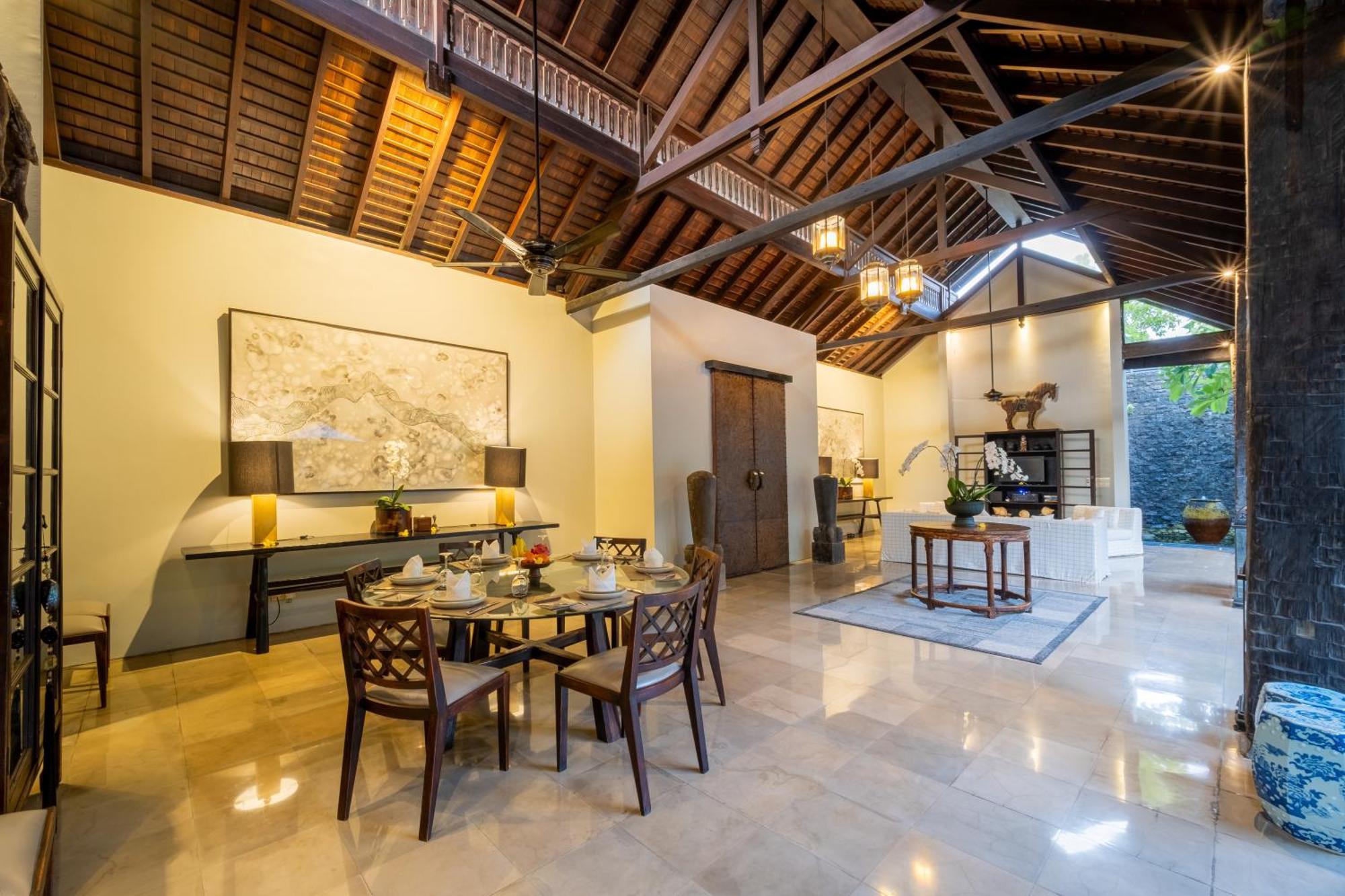 Villa De Suma - Fully Staffed Luxury Villa, Walk To The Beach! Seminyak  Exterior photo