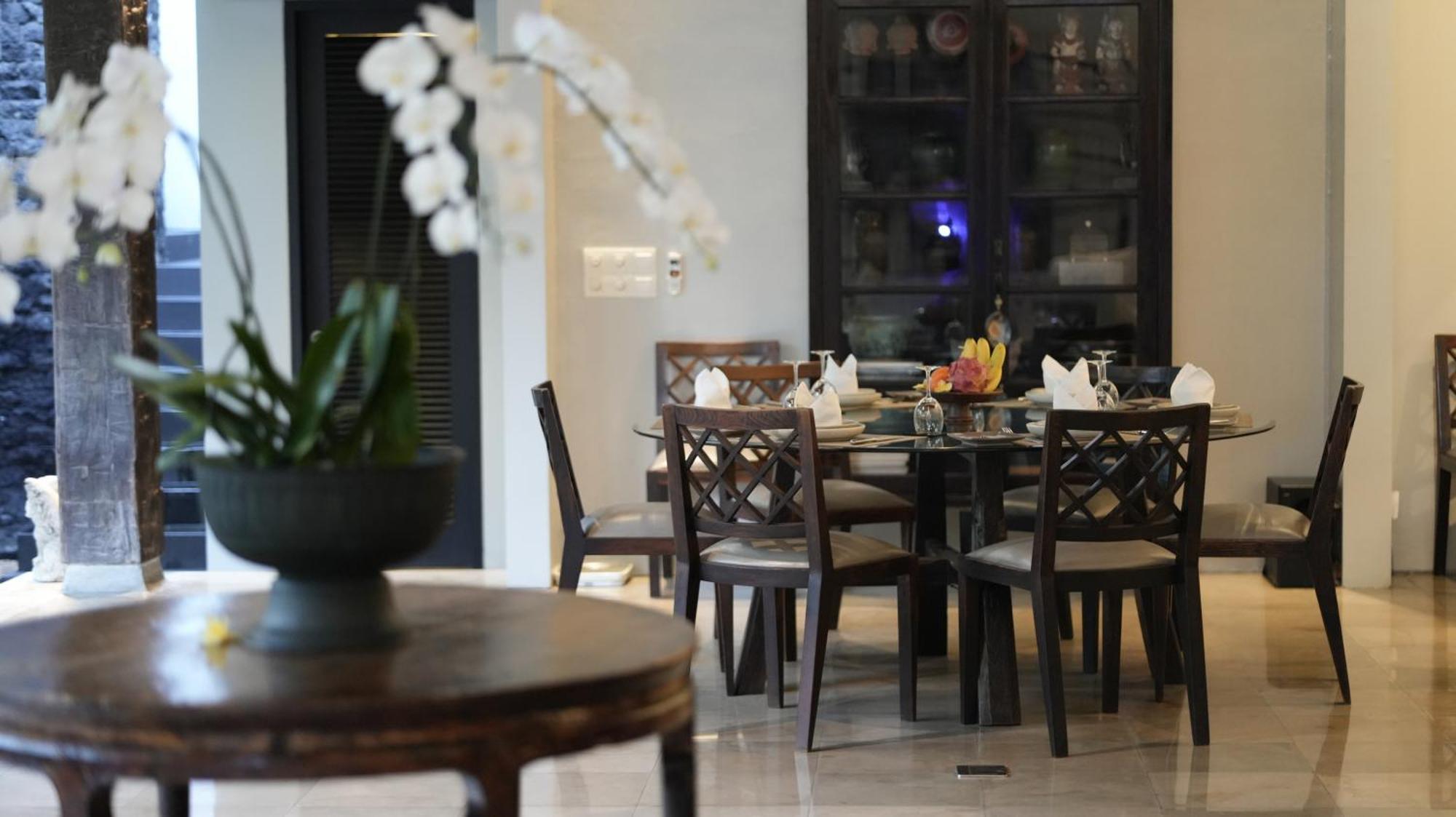 Villa De Suma - Fully Staffed Luxury Villa, Walk To The Beach! Seminyak  Exterior photo